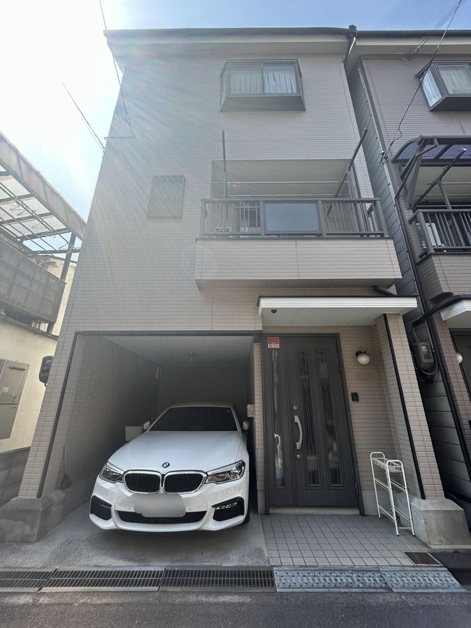 5LDK Detached House for Sale in Tsurumi-ku, Osaka - Thumbnail 2