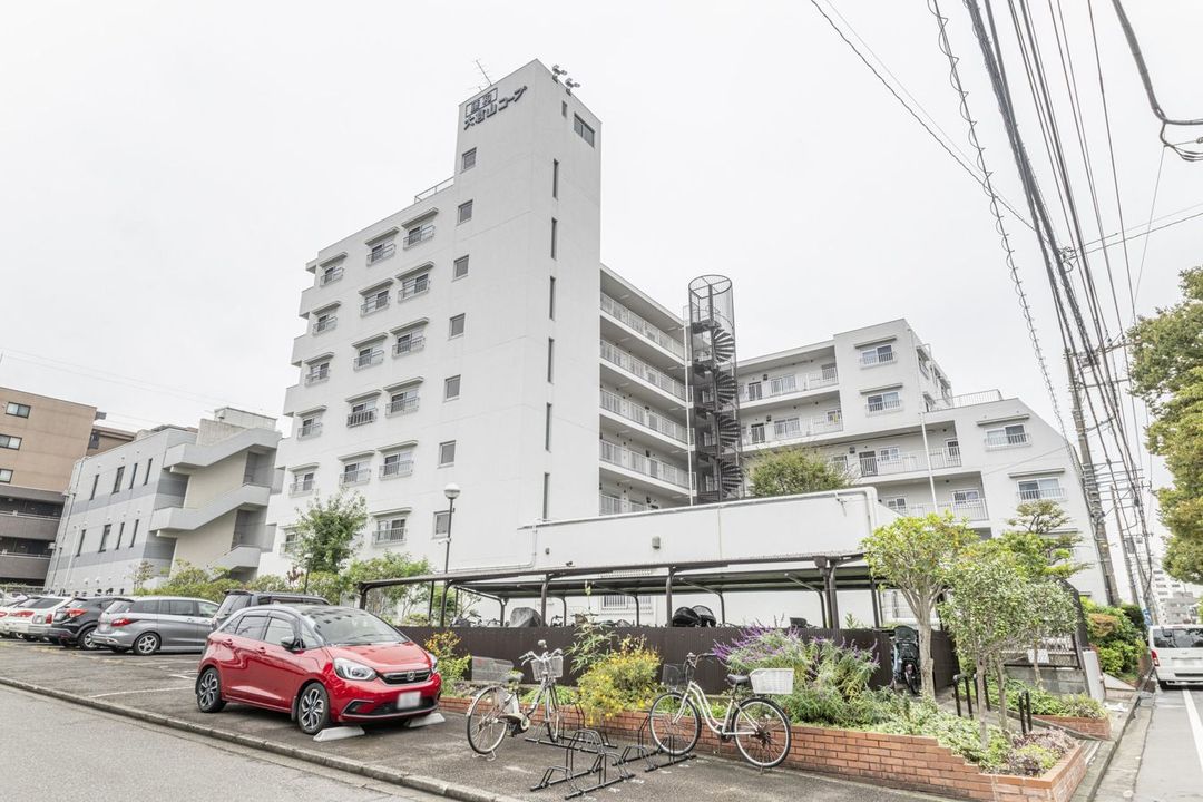Renovated 3LDK Apartment 66.15m² in Kohokudai, Yokohama - Thumbnail 3