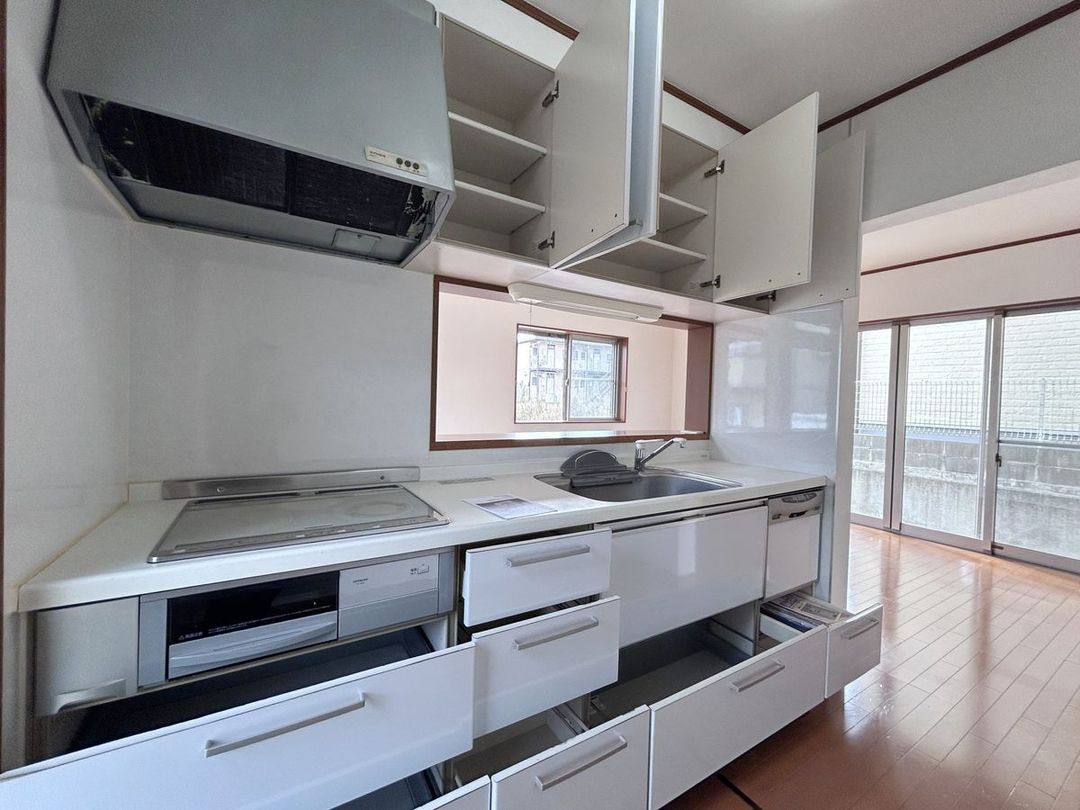 4LDK Renovated House in Narita, Chiba | 115 sqm Family Home - Thumbnail 2