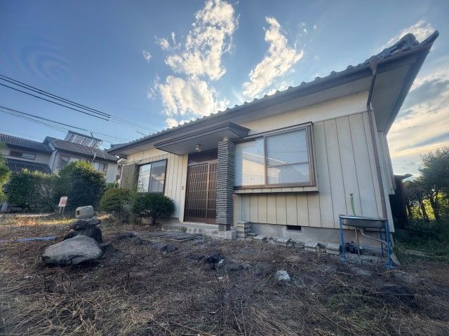 3DK Single-Story Home with Garden for Sale in Ina, Nagano - Image 1