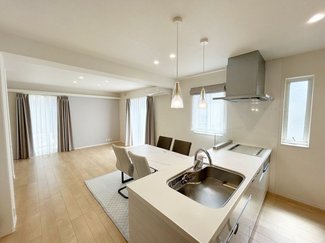 2021-Built 3SLDK House in Hiroshima Saeki Ward with Solar Panels - Thumbnail 2