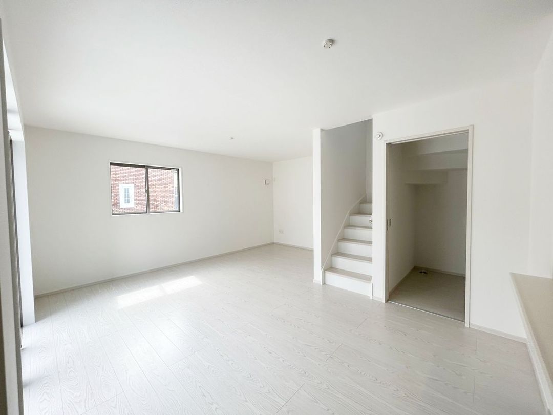 New 4LDK House for Sale in Kokubunji, Tokyo - Thumbnail 2