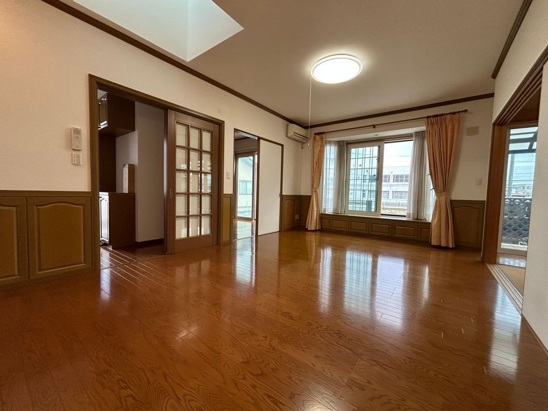 3LDK Used Detached House in Iwanuma, Miyagi - 85.55 sqm - Thumbnail 2