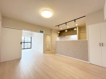 2SLDK Apartment for Sale in Abeno-ku, Osaka - Thumbnail 2
