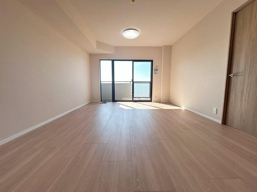 3LDK Apartment for Sale in Shingu Town, Fukuoka - Thumbnail 2