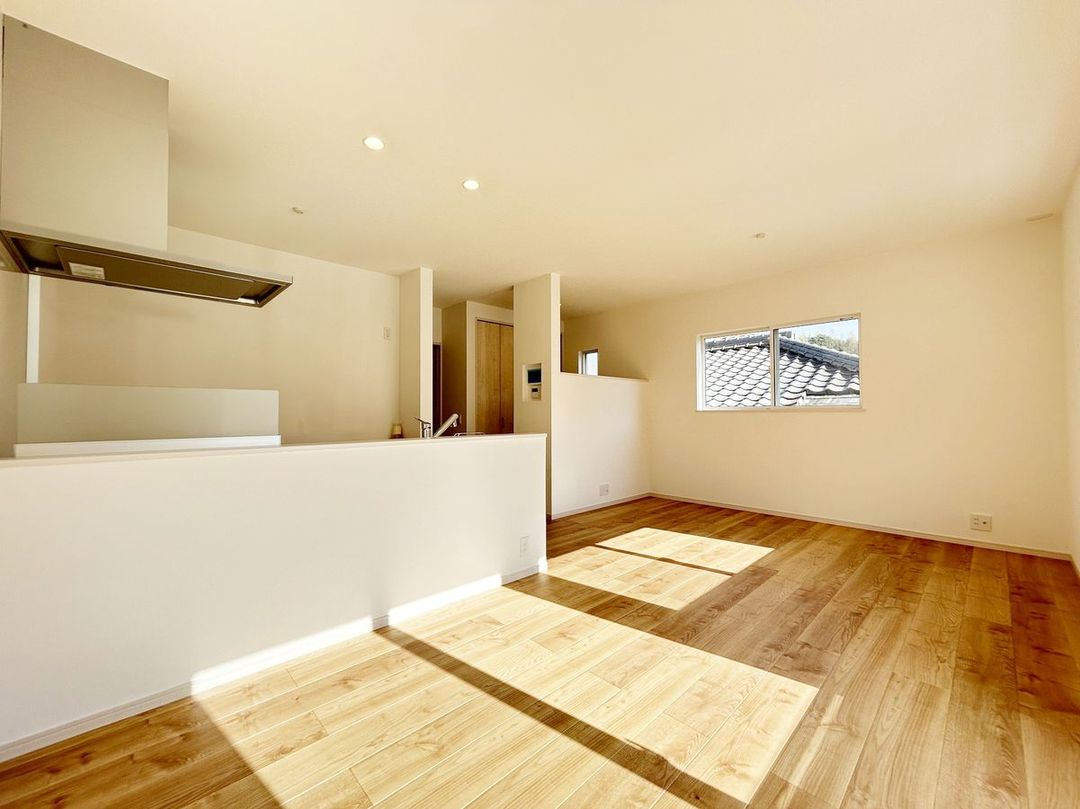 New 4LDK House in Asakita Ward, Hiroshima City - Thumbnail 2