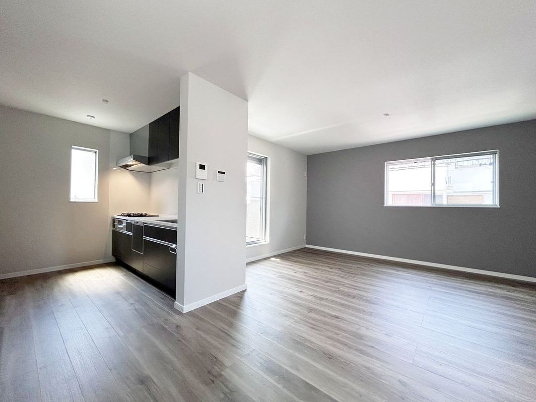 New 3LDK House in Suita City, Osaka - 101.84 sqm - Thumbnail 2