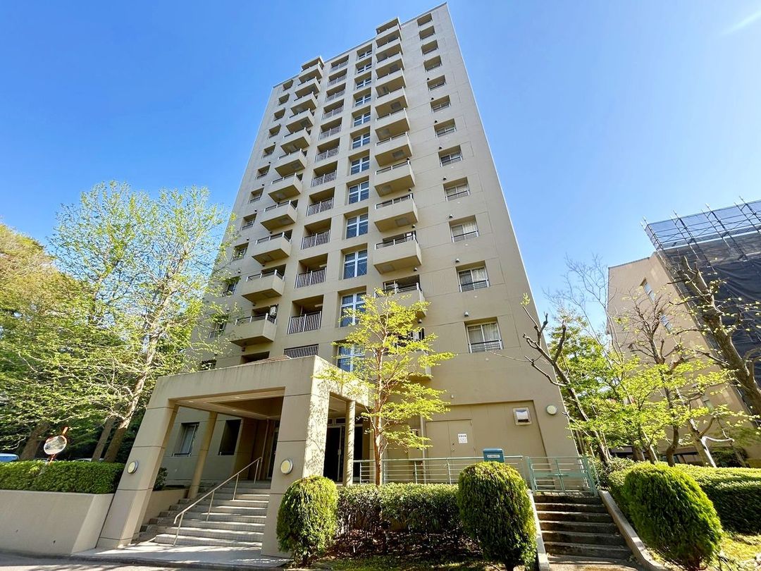 Renovated 2LDK Apartment for Sale in Hachioji, Tokyo - Thumbnail 2