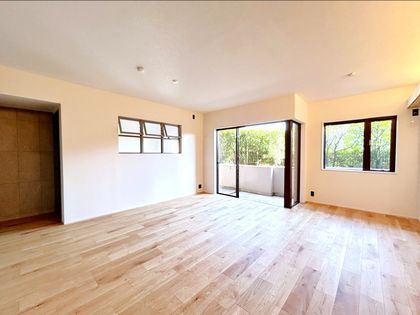 3LDK Apartment in Kugenuma Kaigan, Fujisawa – 79.81m² - Thumbnail 3