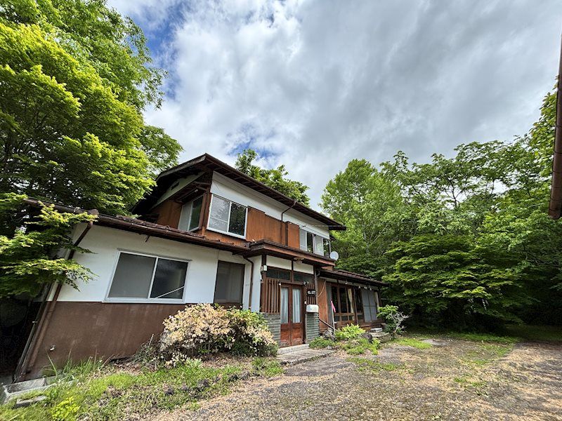 1,548 sqm Flat Land in Karuizawa, Nagano for Sale - Thumbnail 4