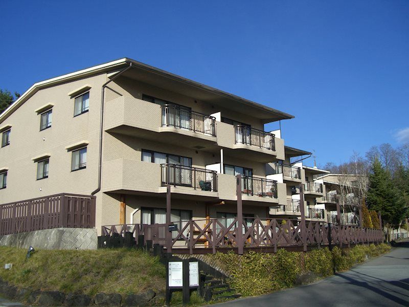 1LDK Pet-Friendly Apartment with Hot Spring in West Karuizawa - Thumbnail 2
