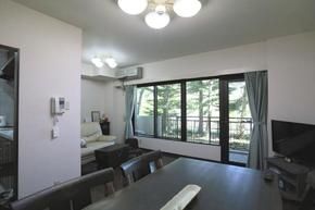1LDK Pet-Friendly Apartment with Hot Spring in West Karuizawa - Thumbnail 4