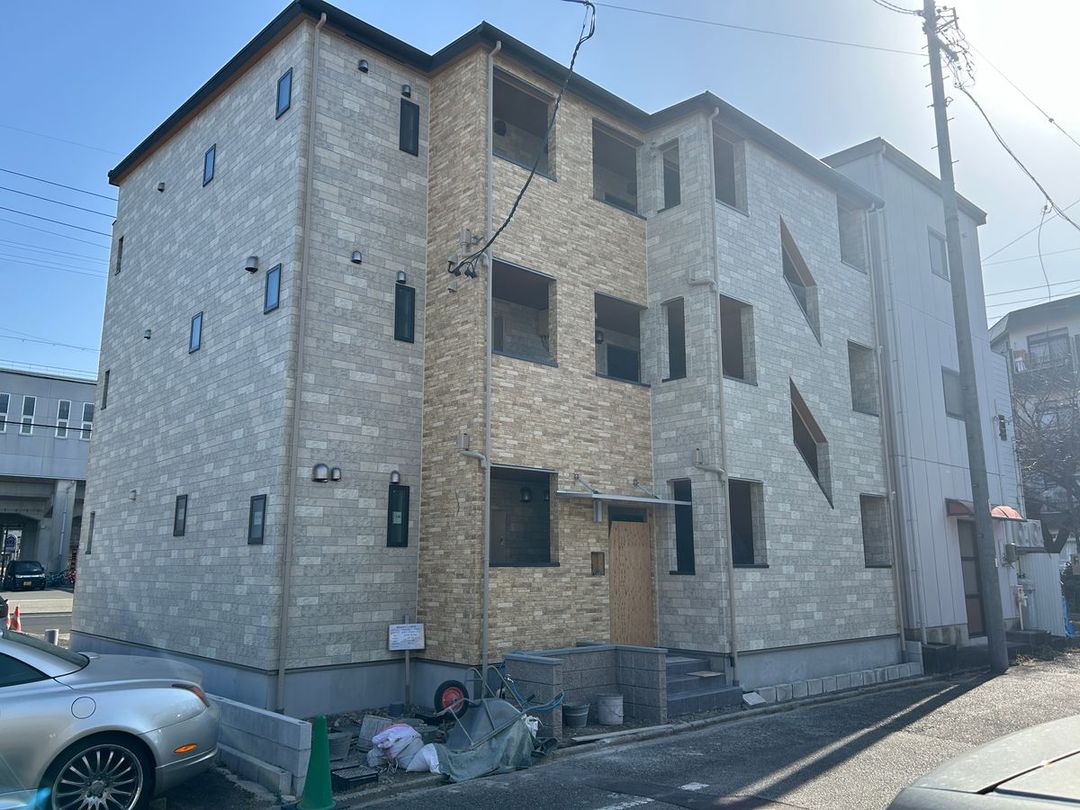 New 9-Unit Wooden Apartment Building Near Karasumori Station, Nagoya - Thumbnail 2