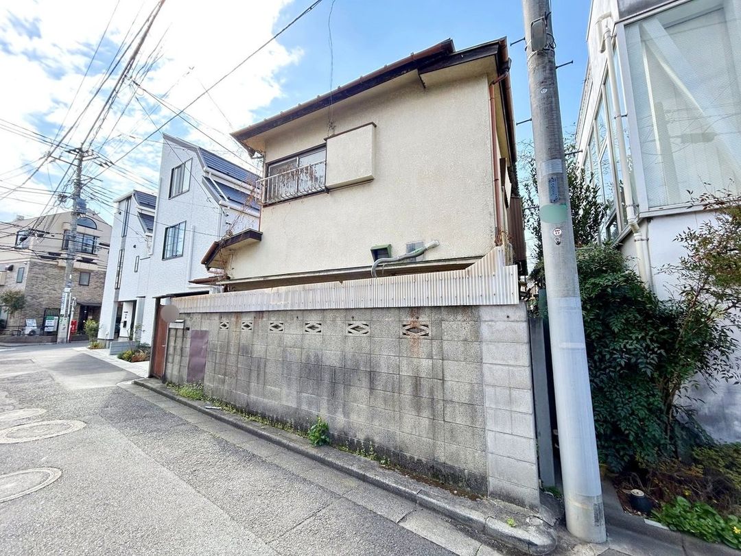 Land for Sale in Suginami Amanuma, Tokyo - 99.26 sqm Plot - Thumbnail 2