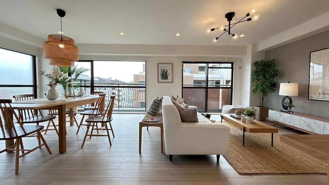Renovated 3LDK Apartment in Kita-Senri Cent Polia, Suita, Osaka - Thumbnail 2