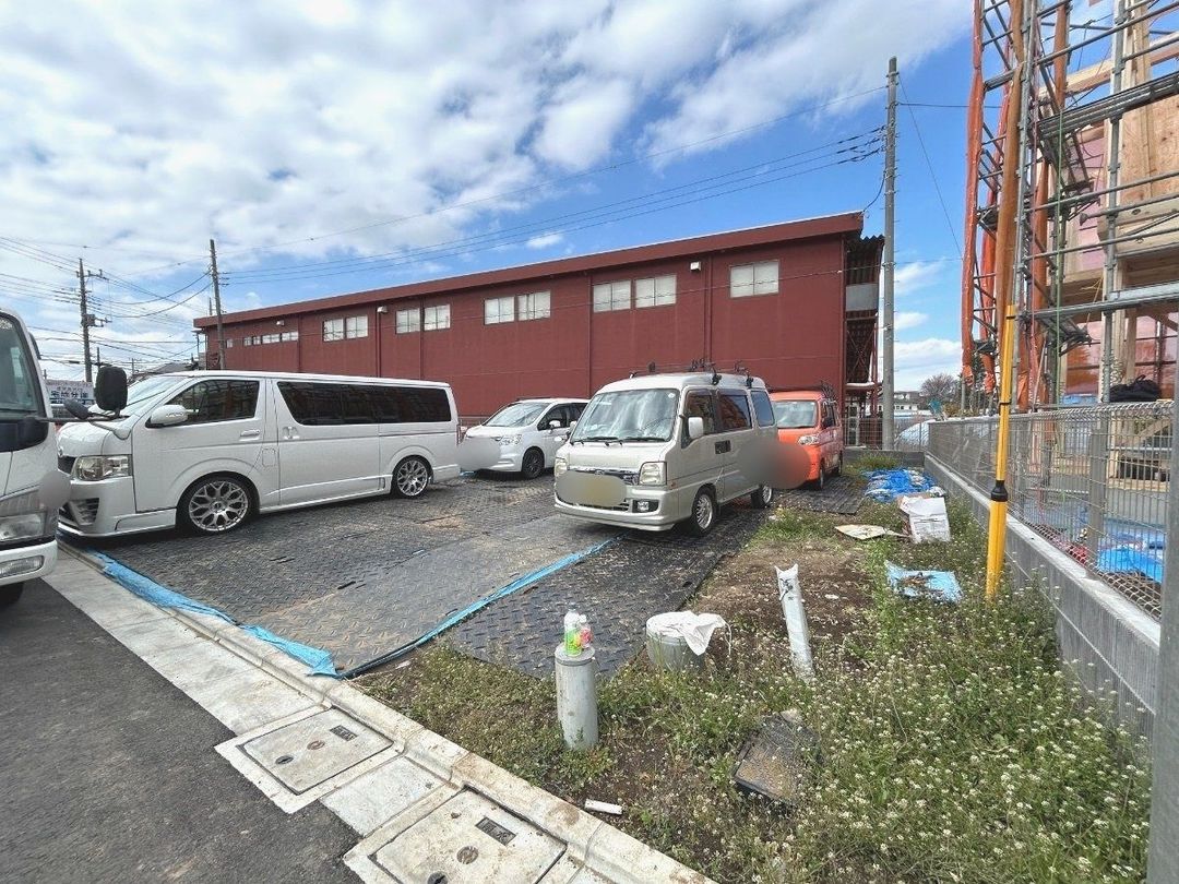 Land for Sale in Fuchu, Tokyo - 120.05 sqm Plot with Building Condition - Thumbnail 2