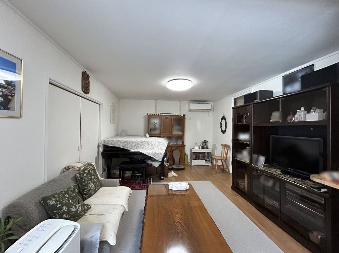 4LDK Detached House for Sale in Aobacho, Sapporo - Thumbnail 2