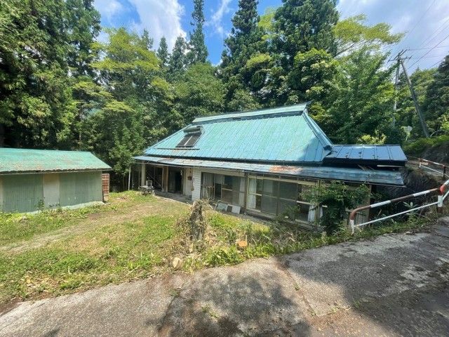 200-Year-Old Kominka for Renovation in Nagano Mountains - Thumbnail 3