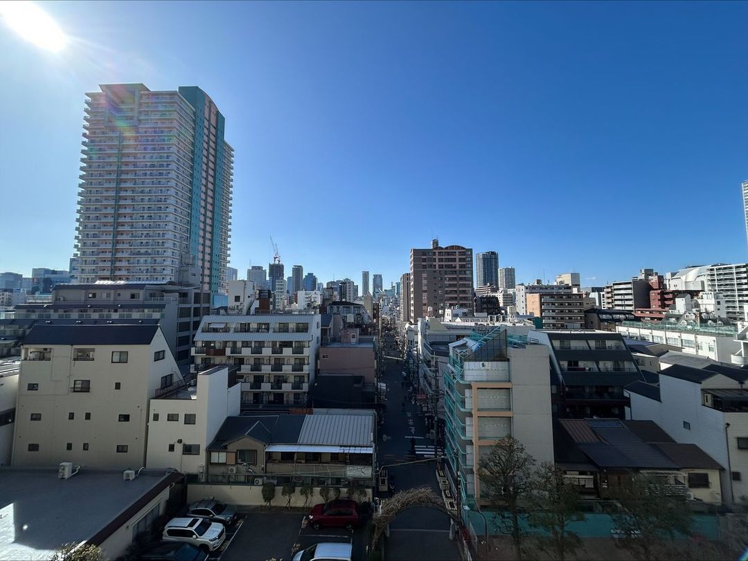 Renovated 3LDK Apartment for Sale in Osaka's Kita Ward - Thumbnail 2