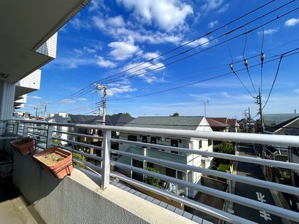 3SLDK 85sqm Apartment in Nakano, Tokyo - Thumbnail 4