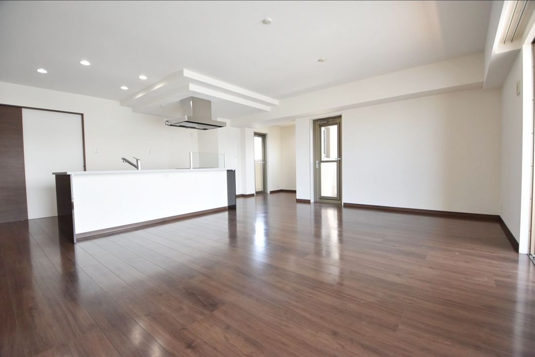 3LDK Apartment for Sale in Okayama City, 107.93 sqm - Image 1