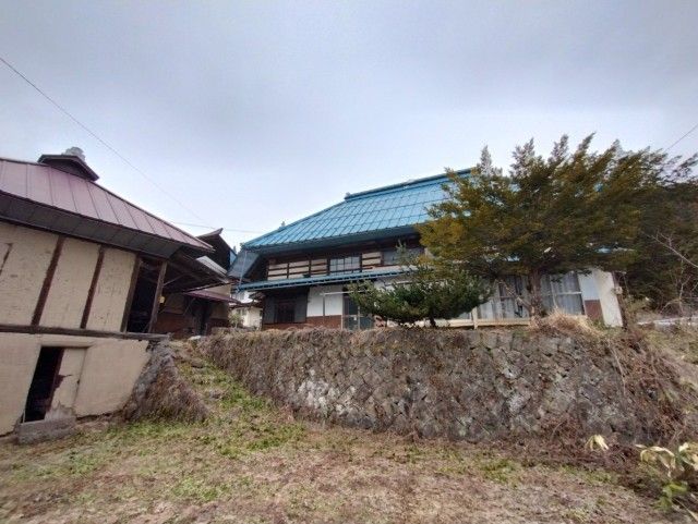 Kominka-Style 7DK House for Sale in Nagano with Renovated Bath - Thumbnail 2