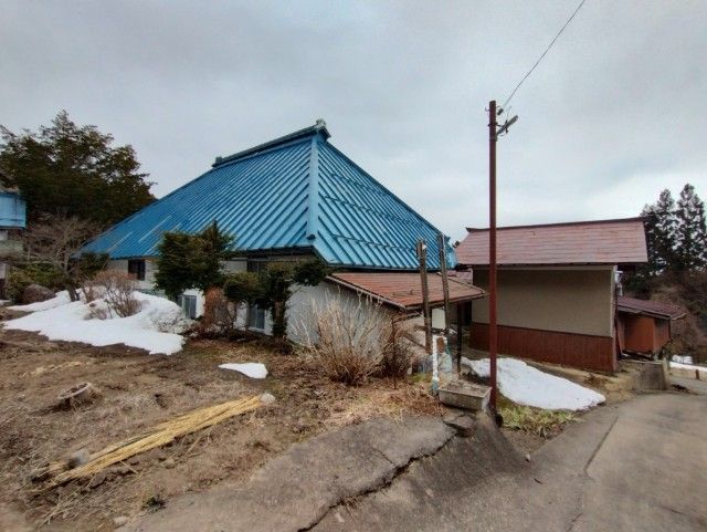 Kominka-Style 7DK House for Sale in Nagano with Renovated Bath - Thumbnail 3