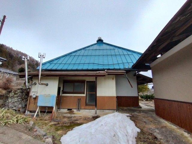 Kominka-Style 7DK House for Sale in Nagano with Renovated Bath - Thumbnail 4