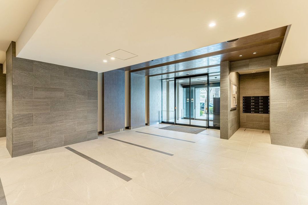 Soltia Higashi-Umeda 2LDK Apartment for Sale in Osaka - Thumbnail 2