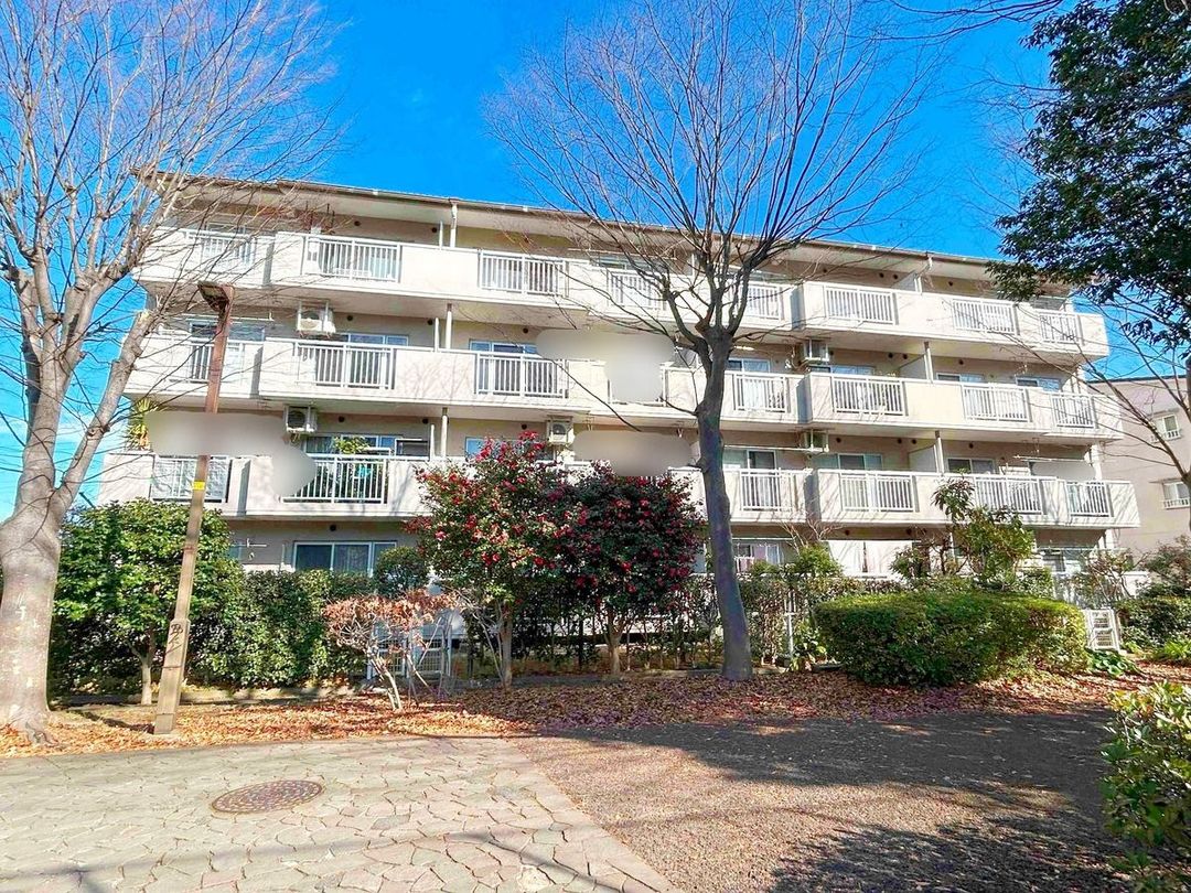 Estate Seigahoka 3: Renovated 3LDK Apartment in Tama, Tokyo - Thumbnail 2