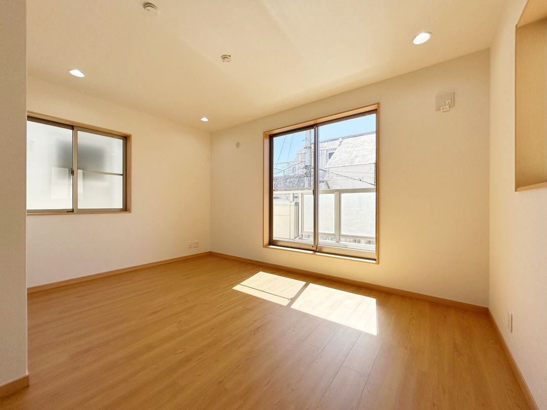 Renovated 2SLDK House in Wako City, Saitama | 2009 Build - Thumbnail 2