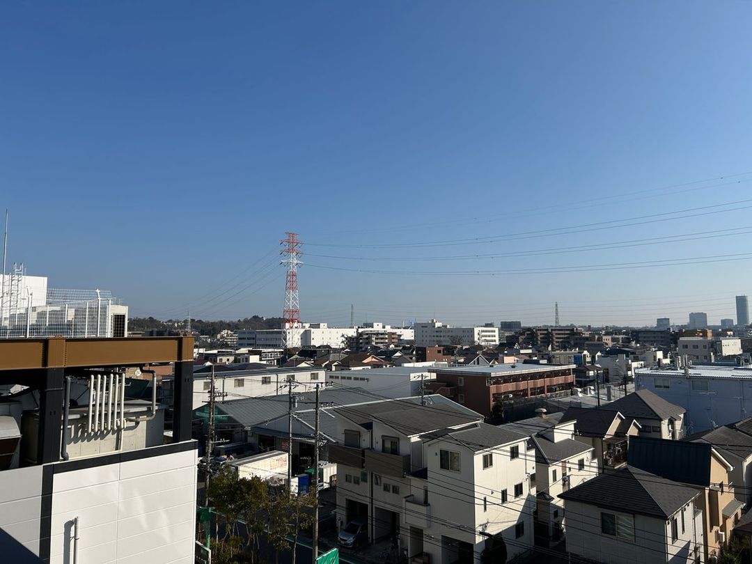 2021-Built 3LDK Apartment Near Shinbashi Station, Yokohama - Thumbnail 2
