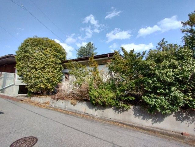 4-Bedroom Single-Story House with Garden in Nagano City - Thumbnail 2