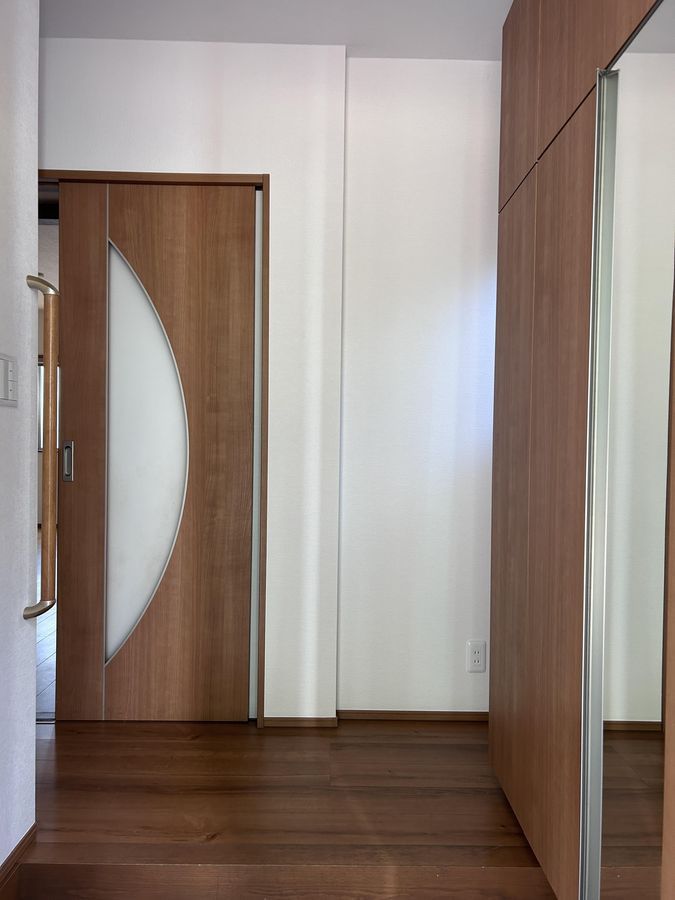 Renovated 3LDK Detached House for Sale in Narita, Chiba - Thumbnail 2