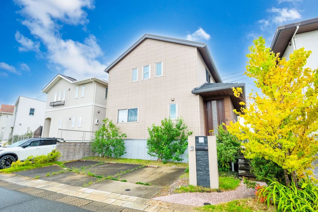4SLDK Detached House in Itoshima, Fukuoka | 2016 Build - Thumbnail 2