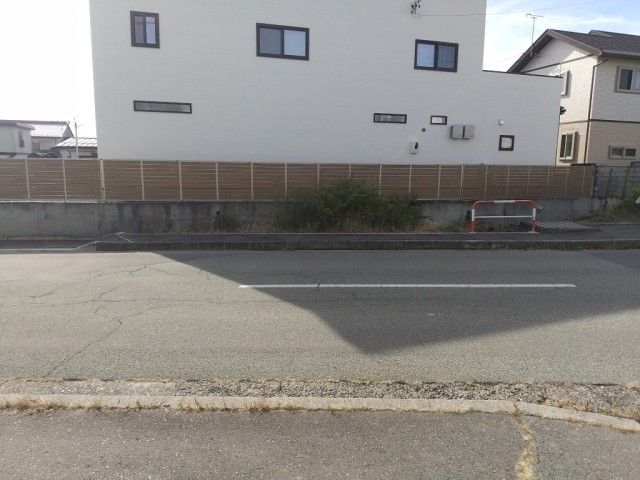 Former Shop with Large Kitchen for Sale in Nagano City - Thumbnail 2