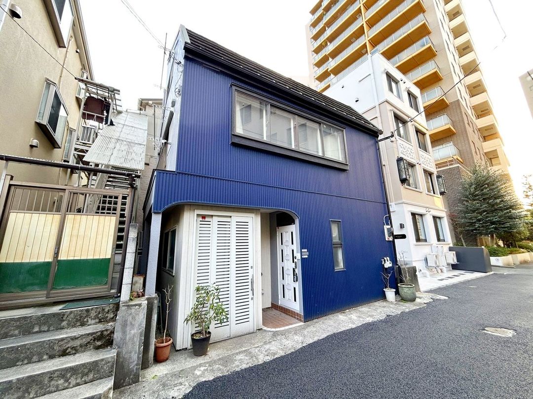 Detached House for Sale in Nishi-Waseda, Shinjuku, Tokyo - Thumbnail 2