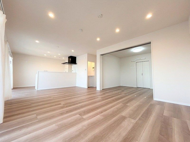 3LDK Apartment for Sale in Minami Ward, Fukuoka City - Thumbnail 2