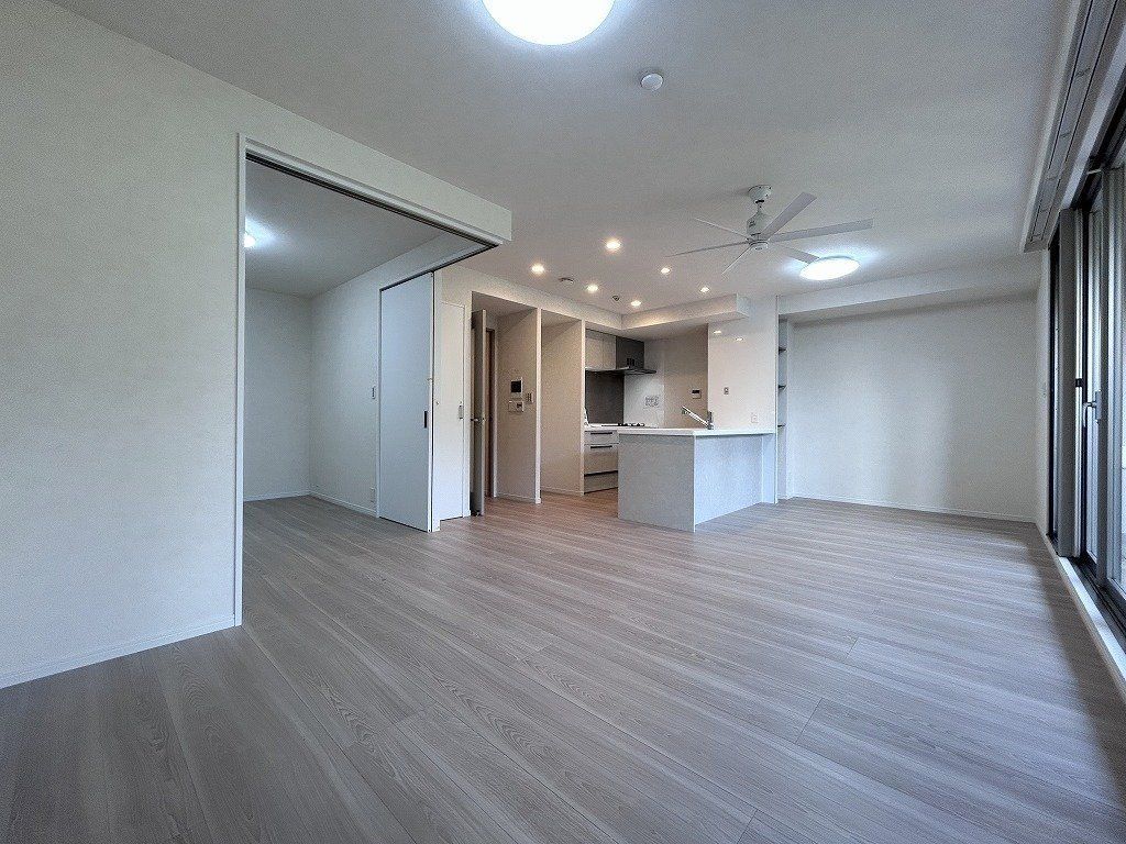 Renovated 3LDK Apartment in Sawara-ku, Fukuoka - Thumbnail 2