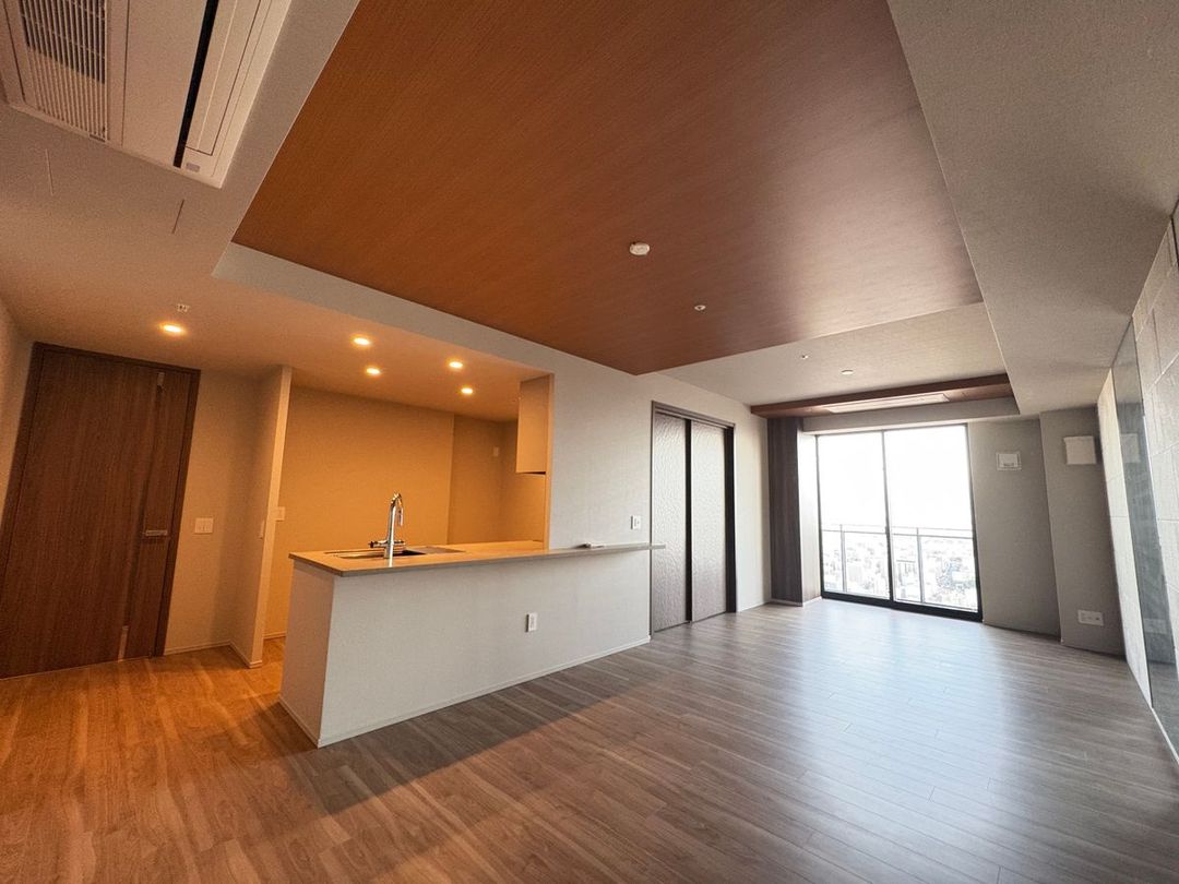 100.26 sqm 3LDK Apartment in Cielia Tower Osaka Horie - Thumbnail 2