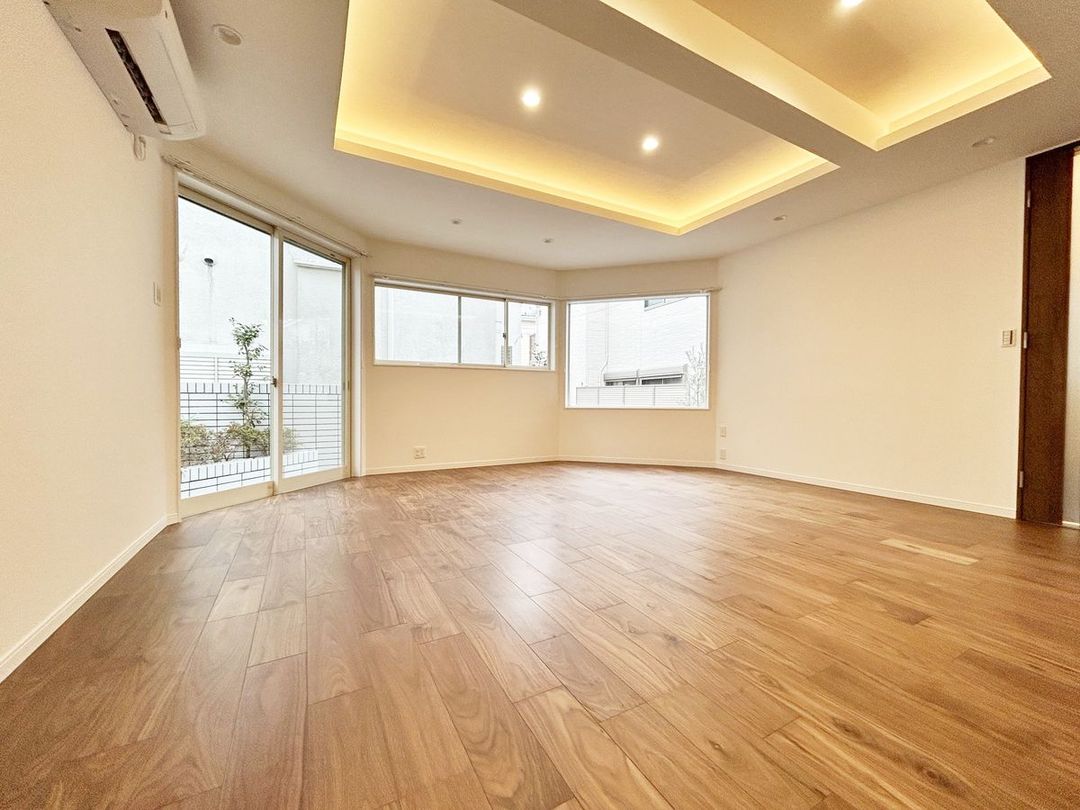 Renovated 3LDK House near Inokashira Park Station, Mitaka - Thumbnail 2