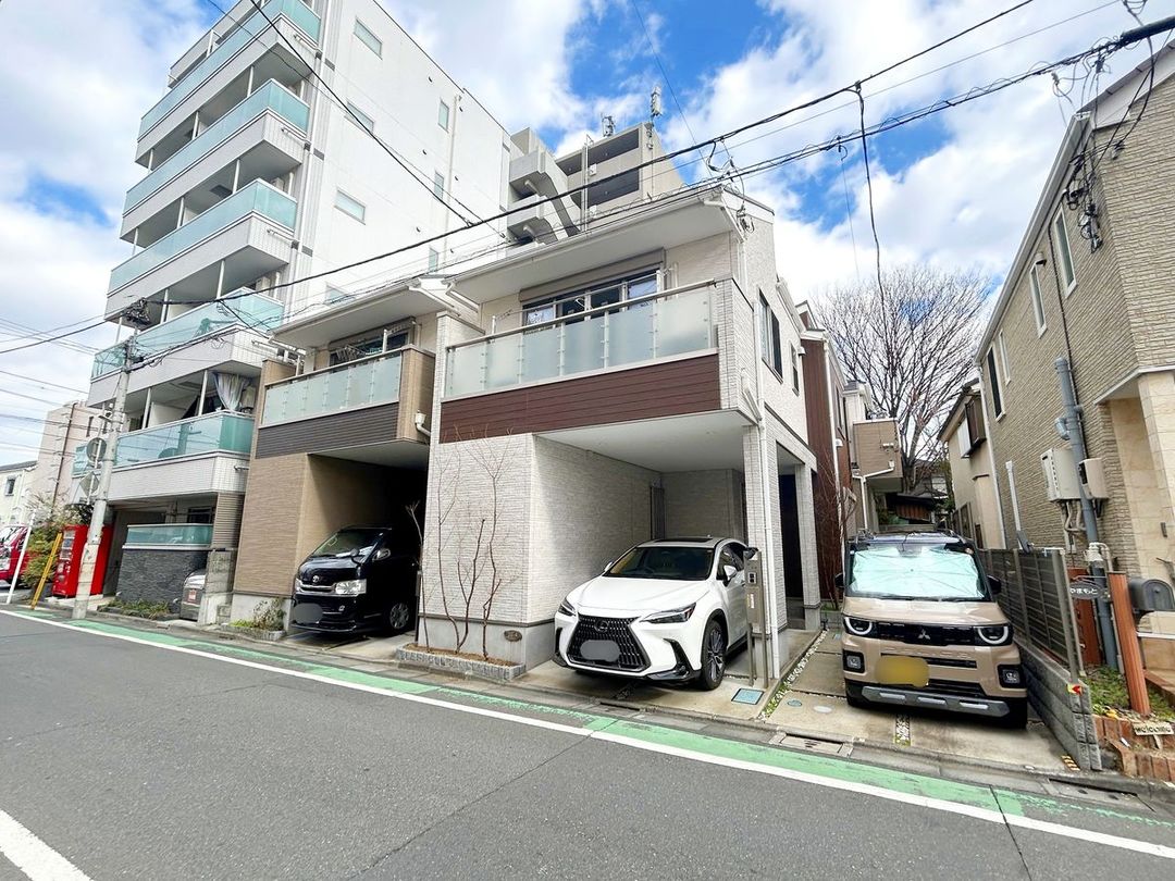 2018 Built 1SLDK House with Garage in Nakano, Tokyo - Thumbnail 2