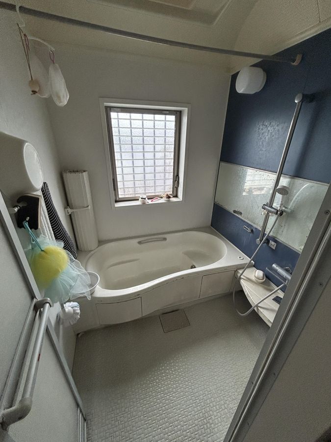 3LDK Detached House for Sale in Wada, Tama City, Tokyo - Thumbnail 2