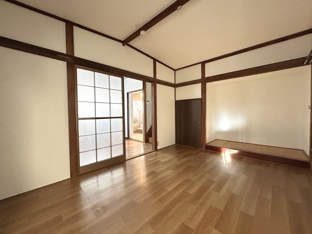 Renovated 3DK House for Sale in Niiza, Saitama - Thumbnail 2