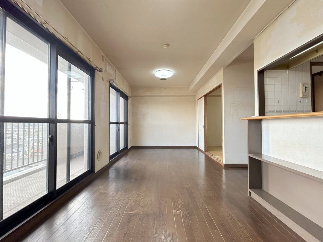 3LDK Apartment for Sale in Okayama City Kita Ward - Thumbnail 2