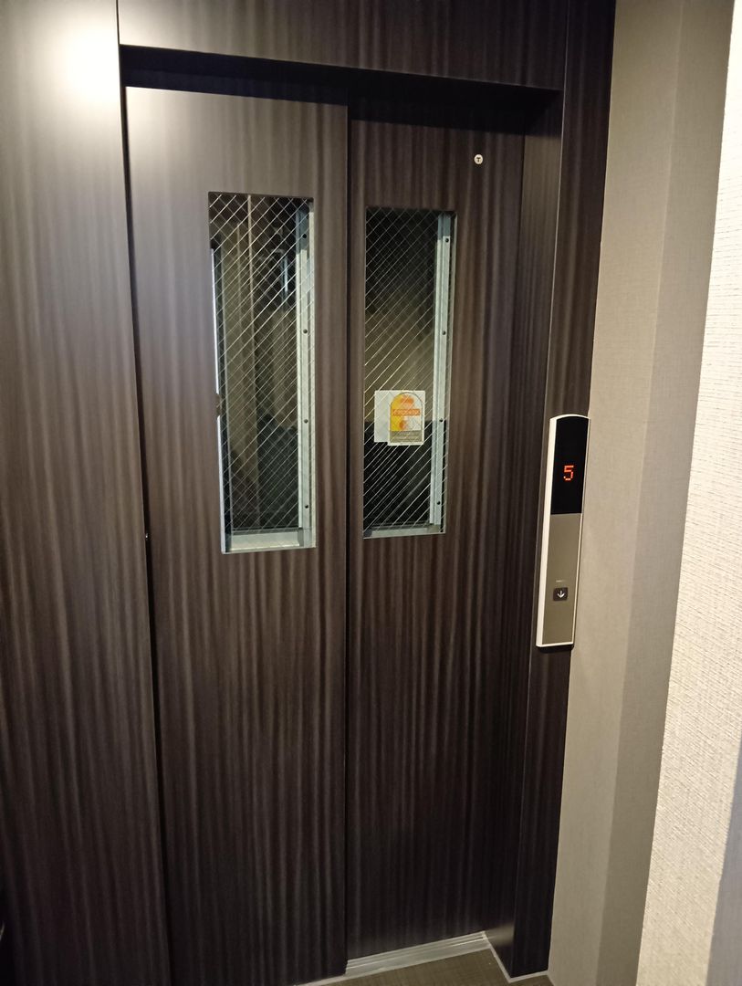 Modern 2LDK Apartment for Rent in Nakano, Tokyo - Thumbnail 2