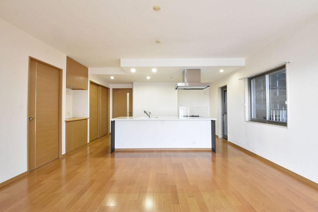 95.47sqm 3LDK Apartment for Sale in Okayama City - Thumbnail 2