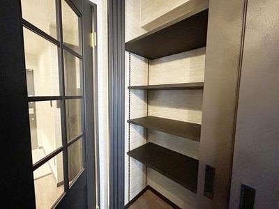 1LDK Apartment for Sale in Chuo Ward, Osaka - 54.72 sqm — Front_door, Chuo, Osaka