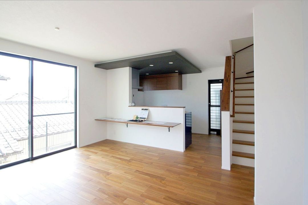 Modern 4LDK Detached House for Sale in Kabe, Hiroshima - Thumbnail 2