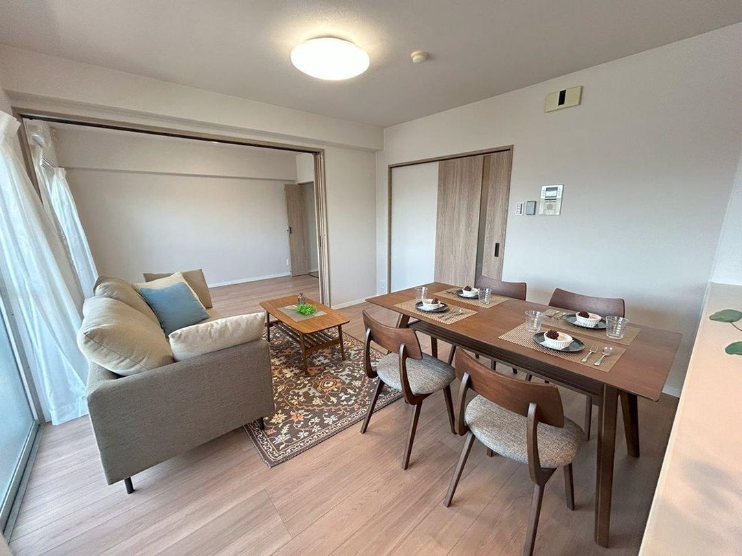 3LDK Resale Apartment in Hakata-ku, Fukuoka City - Thumbnail 2